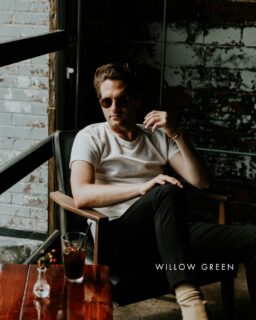 Collagen isn't just for women—it's for men, too. Whether you're training hard, staying active, or simply keeping up with everyday life, supporting your joints, mobility, and recovery matters. Willow Green Liquid Collagen is an easy daily addition to help support collagen production, so you can keep moving with confidence every day.
#thenaturalway #willowgreen #collagenbeauty #BeautyInsideOut #liquidcollagen  #jointhealth #naturalbeauty #skinhealth #skincareroutine #healthyskin #beautyfromwithin #youthfulskin #beautysupplements #skincareaddict #skincare #antiaging #RadiantSkin #collagendrink #HealthyLiving #glowingskin #HealthyHair #LiquidBeauty #naturalbeauty #antioxidants #cleanlabel #liquidcollagen #newlook #wgmen